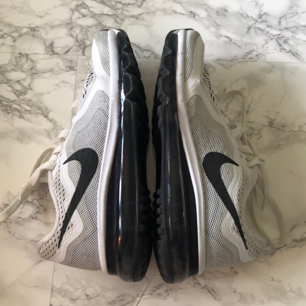 Nike AirMax sneakers in white/black - Picture 5 of 5